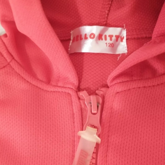 Hello Kitty Red Zipper Hoodie, Size 120cm - Picture 4 of 4